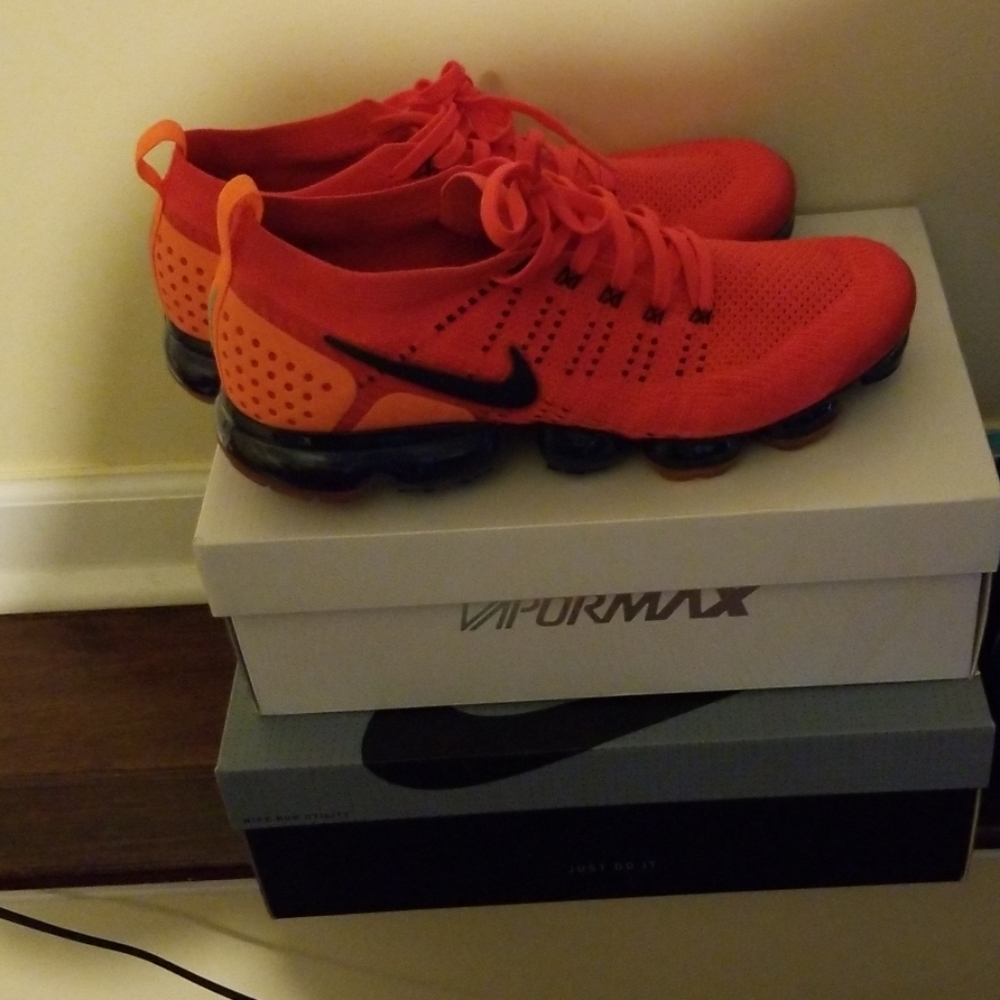 Men size 12 vapormax